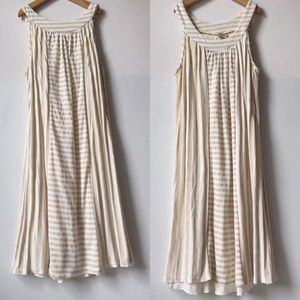 Swing style mini dress.